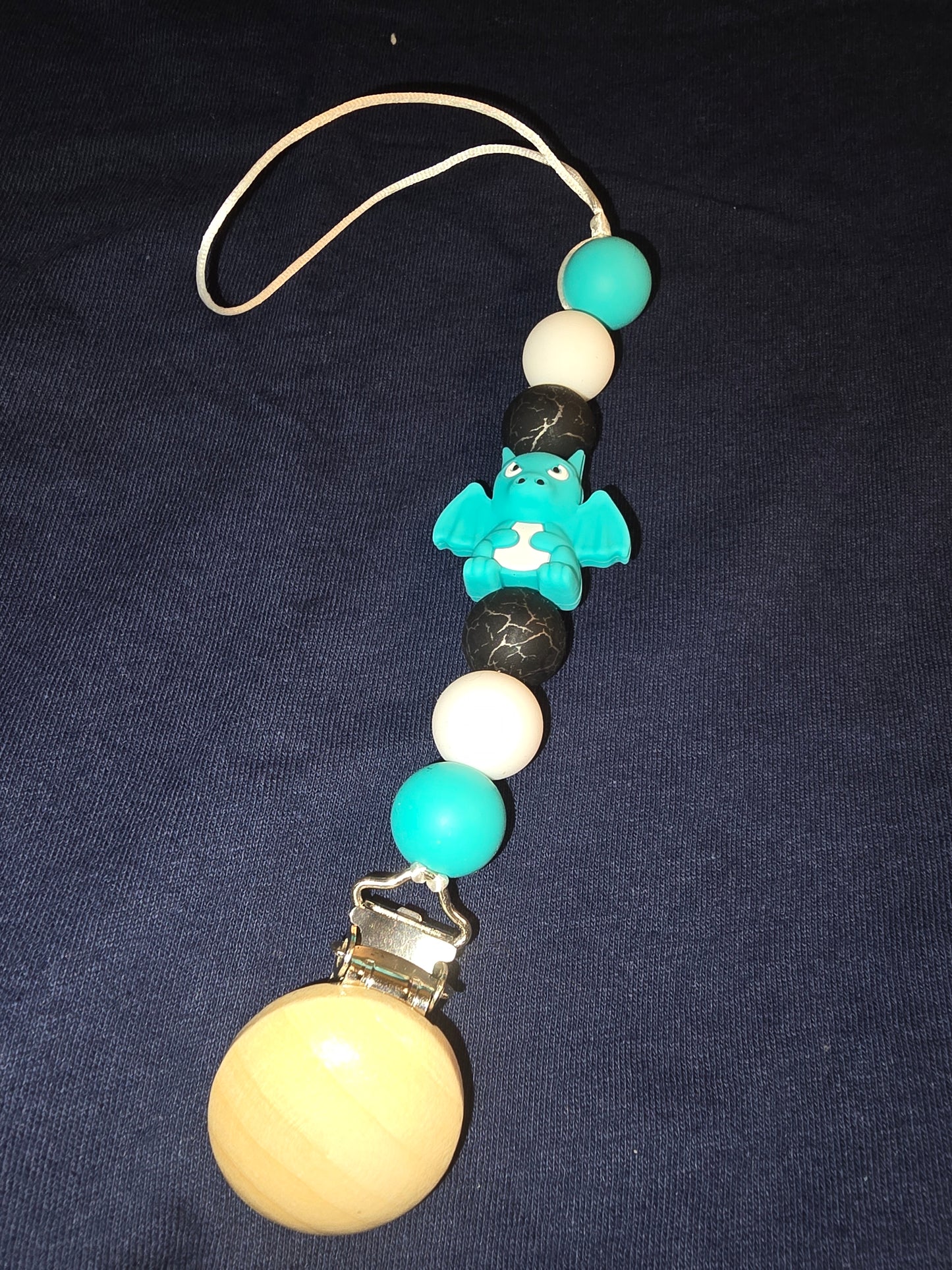 Dragon pacifier clip