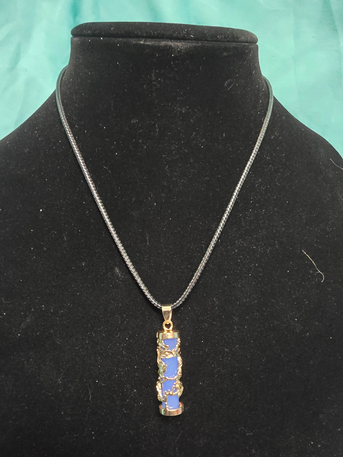Dragon pendant necklace