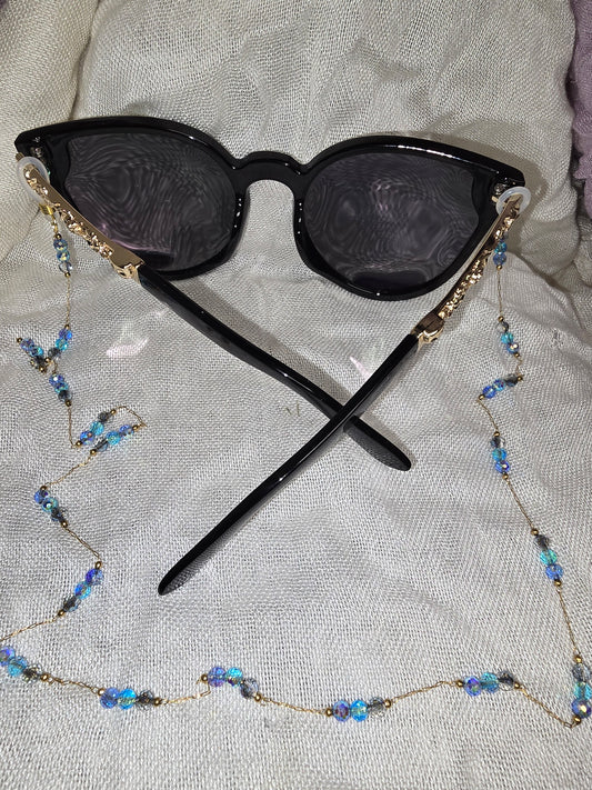Gold glasses chains