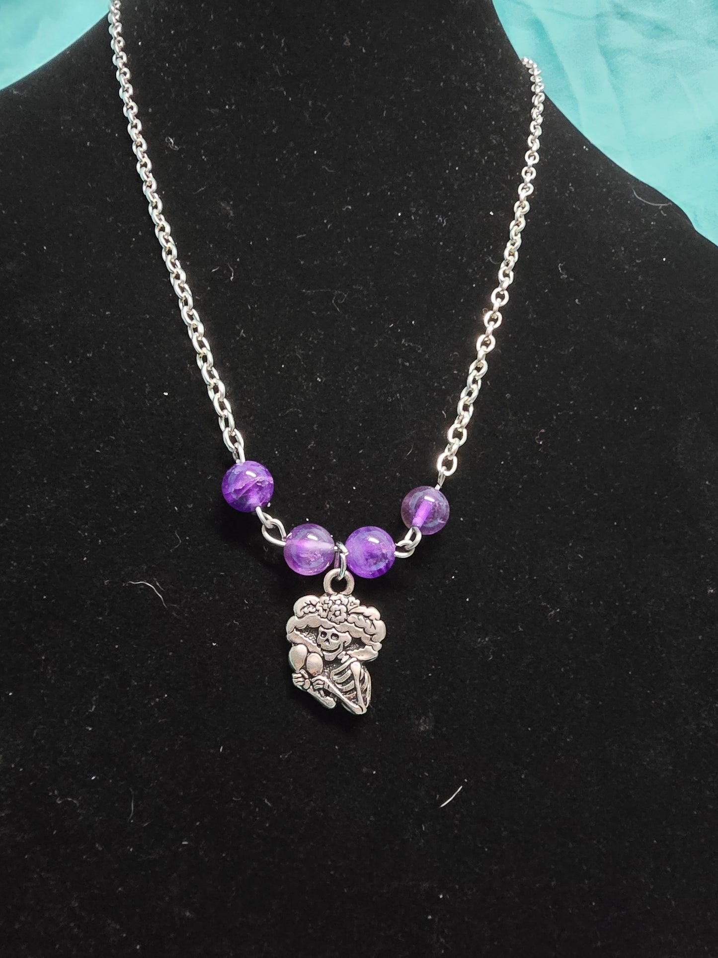 Perfectly purple skull