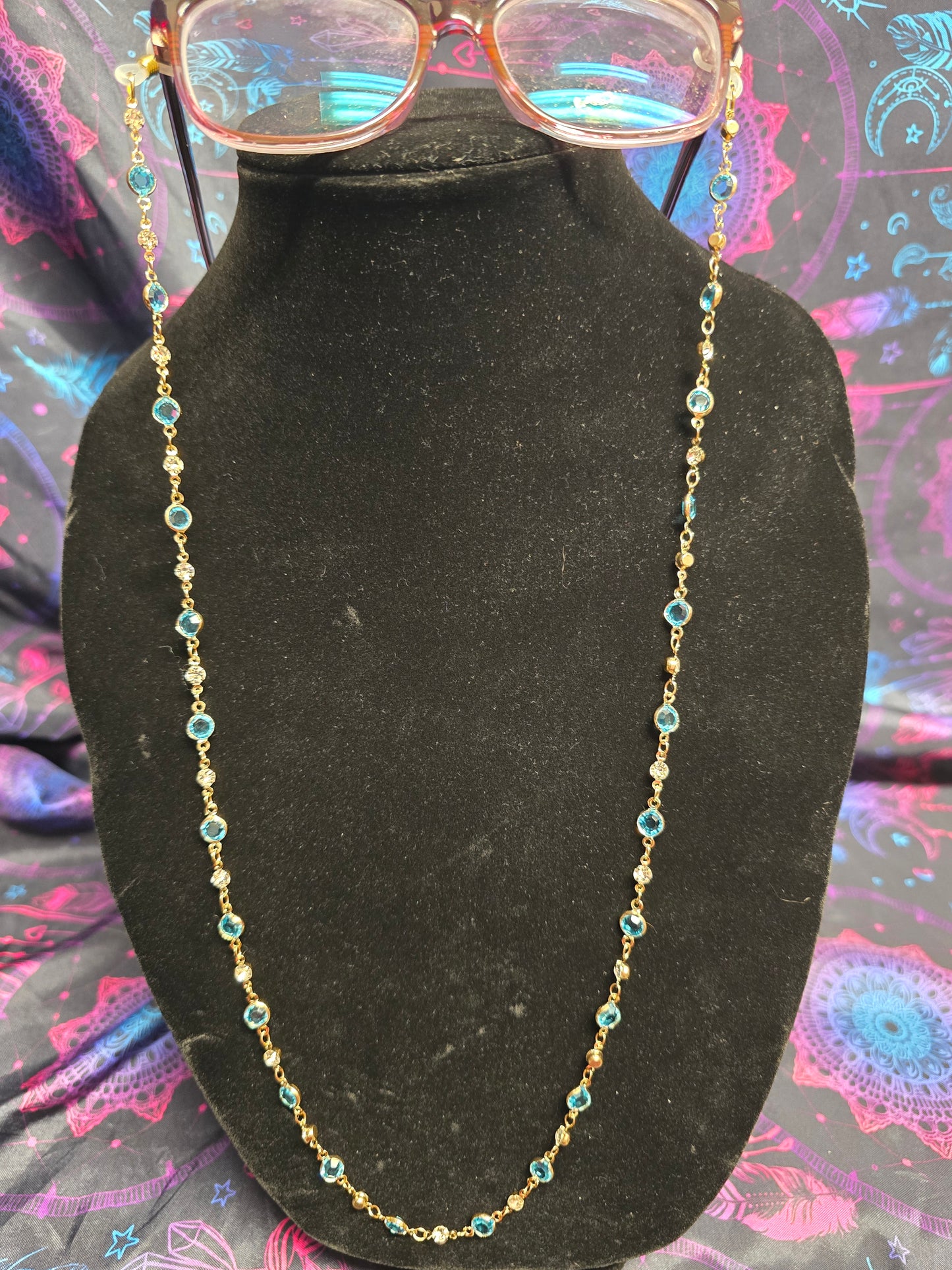 Glasses chains
