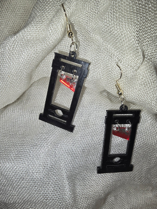 Guillotine earrings