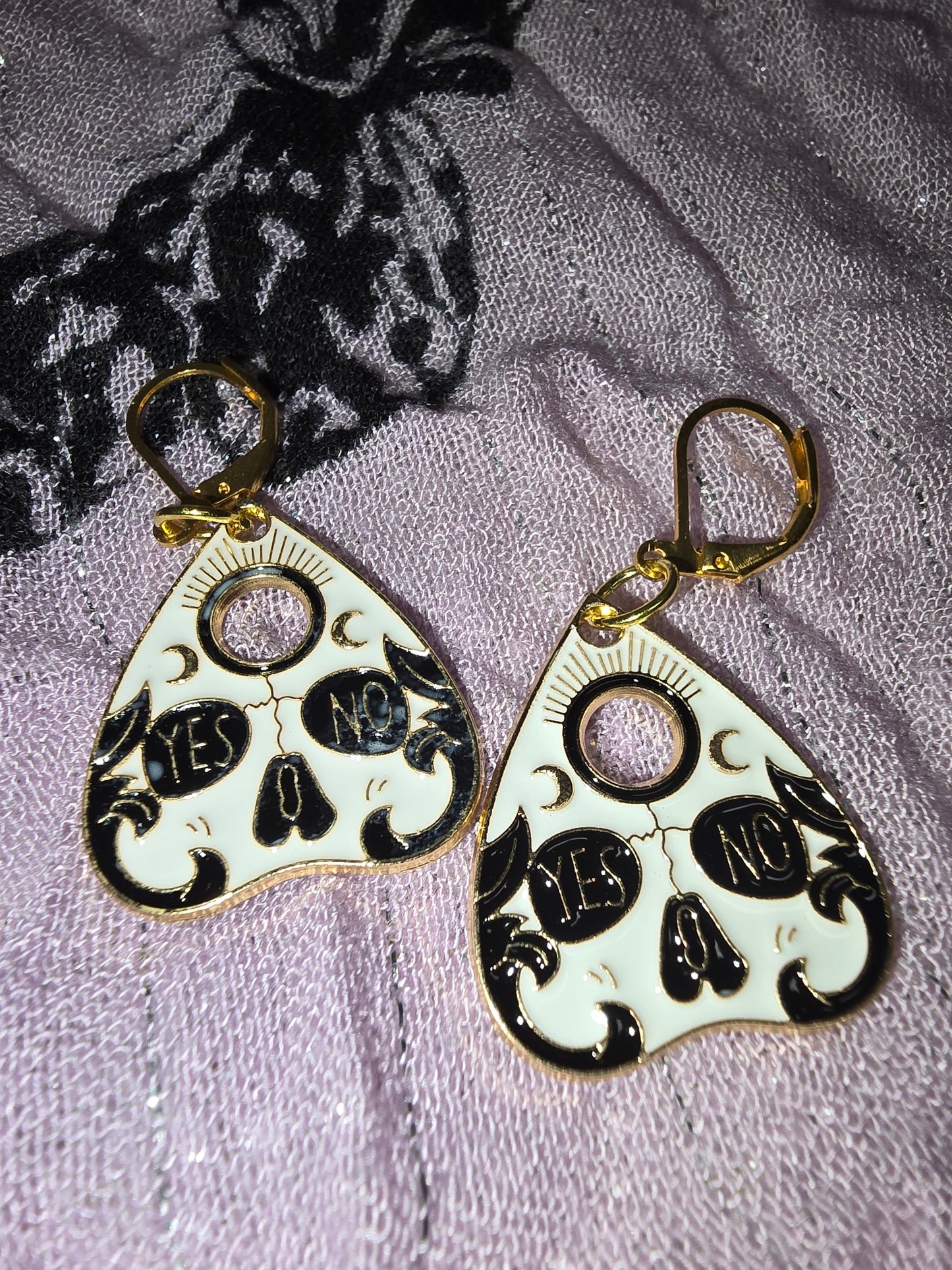 Ouija planchette