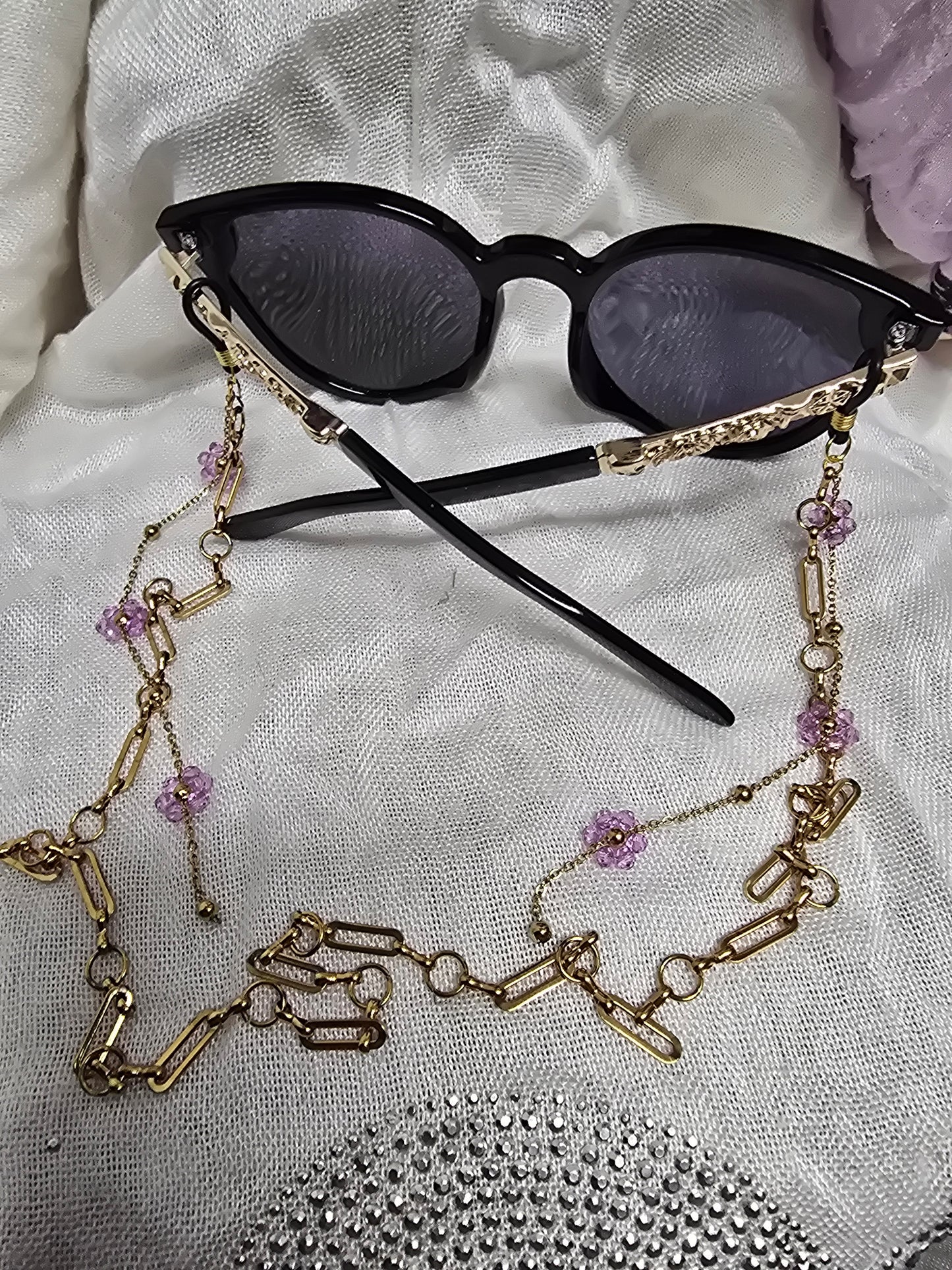 Gold glasses chains