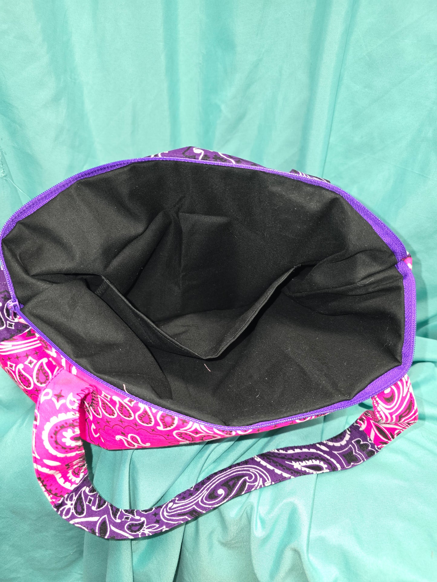 Tote bag