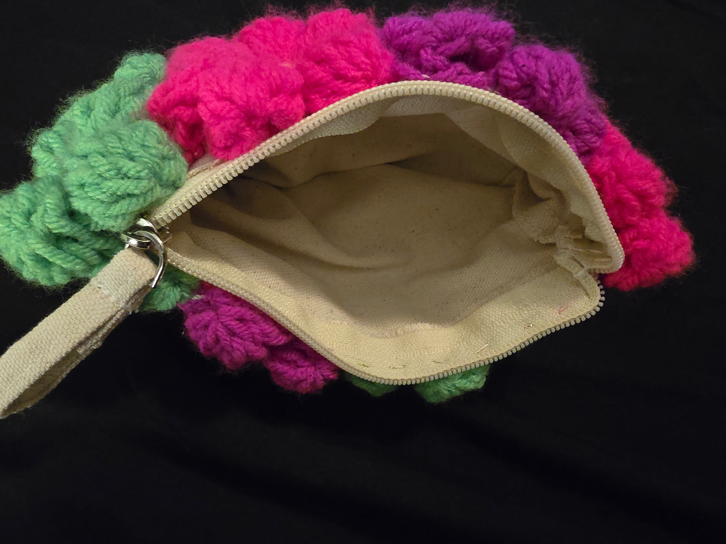 Flower wristlet