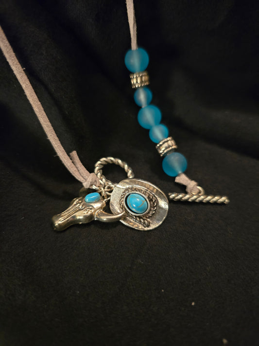 Turquoise longhorn