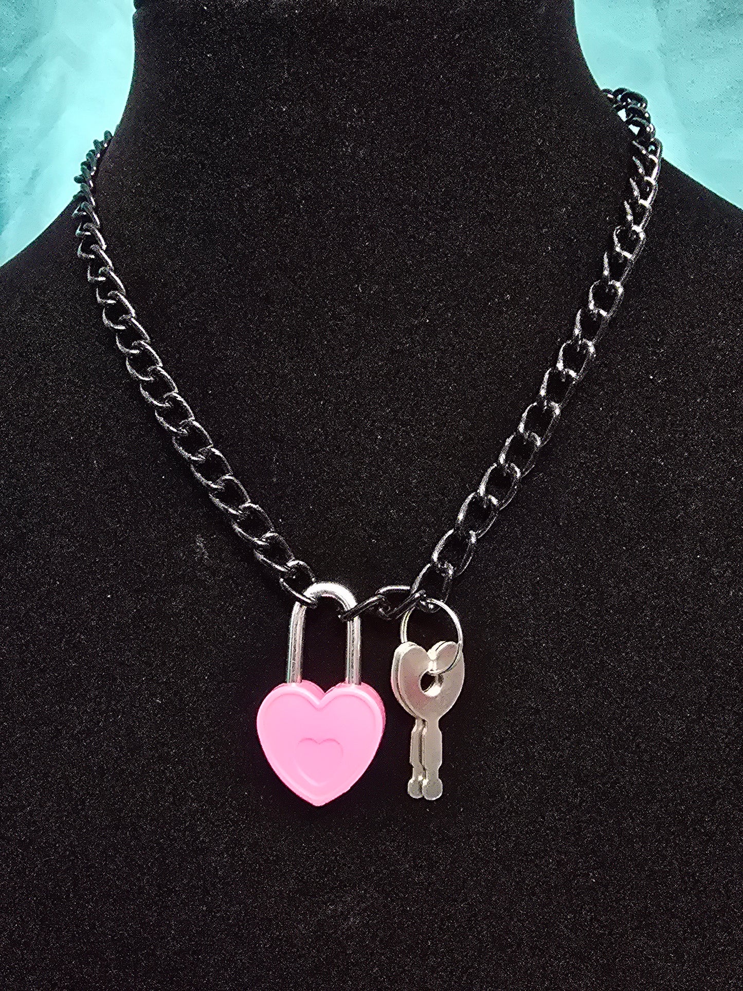 Lock choker